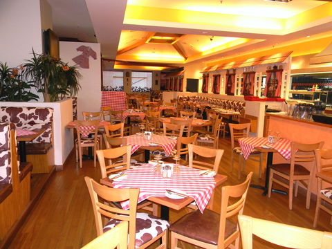 Austrian Schnitzelhaus Erina - Surfers Gold Coast 2