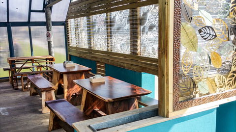 Flinders Island Bakery - Surfers Gold Coast 0