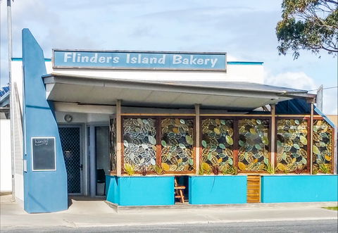 Flinders Island Bakery - Surfers Gold Coast 2