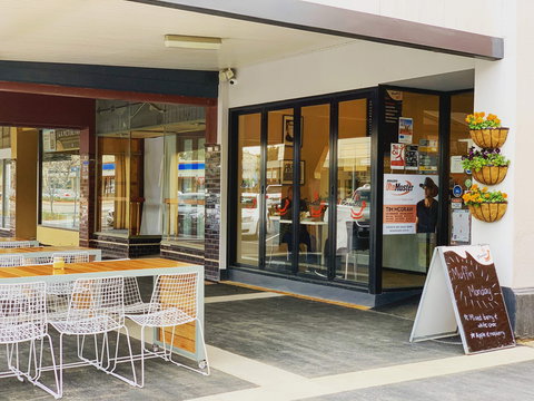 Brontes Gourmet - Surfers Gold Coast 1