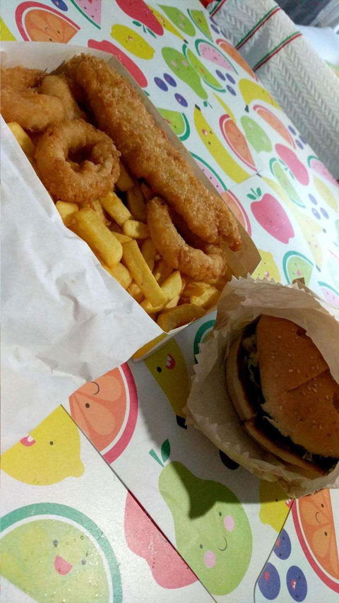 Point Hook Fish'n'Chips - Surfers Gold Coast 0