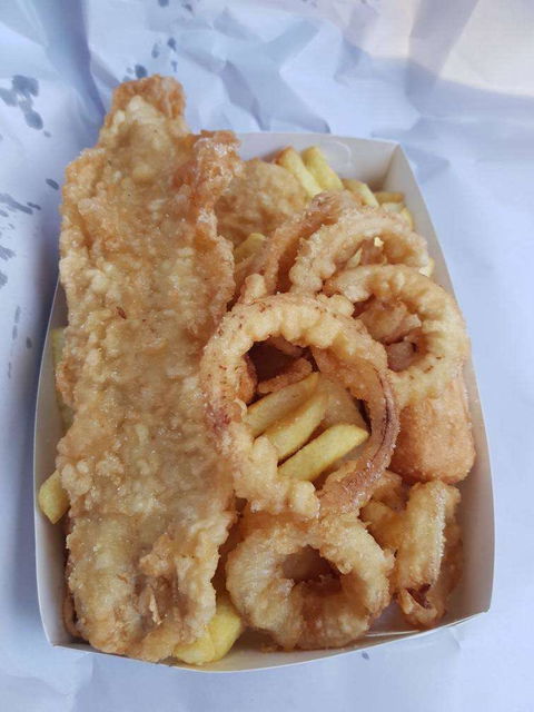 Surrey Hills Fish And Chips - Surfers Gold Coast 0