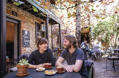 Alby & Esther's - Surfers Gold Coast 2