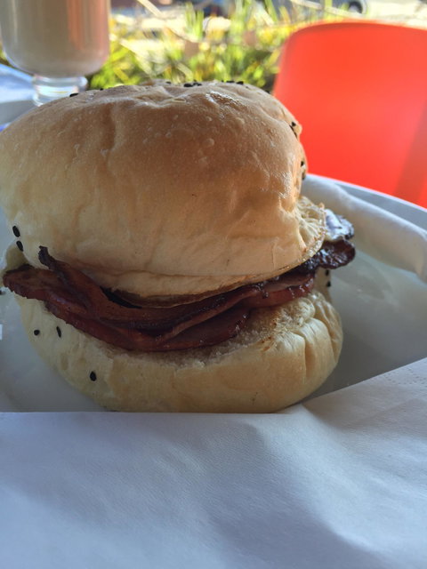 Zen Coffee Lounge - Surfers Gold Coast 5