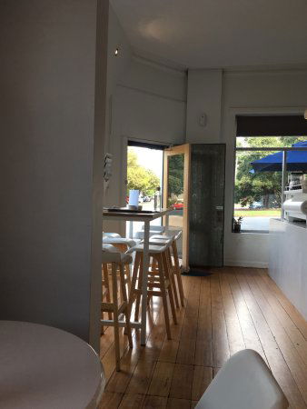 Aucuba Coffee Roasters - Surfers Gold Coast 0