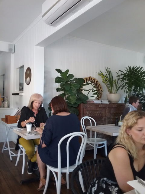 Cafe Grenadine - Surfers Gold Coast 5