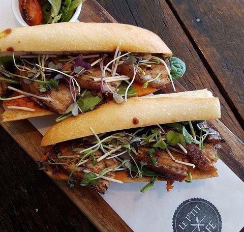 Le P'tit Cafe - Surfers Gold Coast 29
