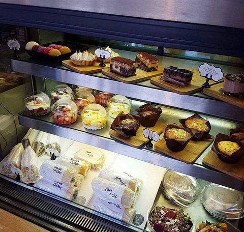 Le P'tit Cafe - Surfers Gold Coast 35