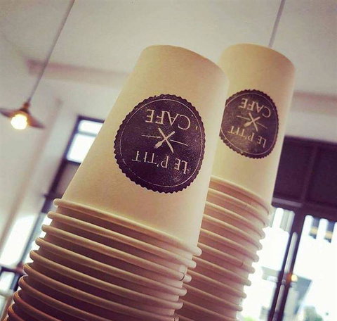 Le P'tit Cafe - Surfers Gold Coast 43