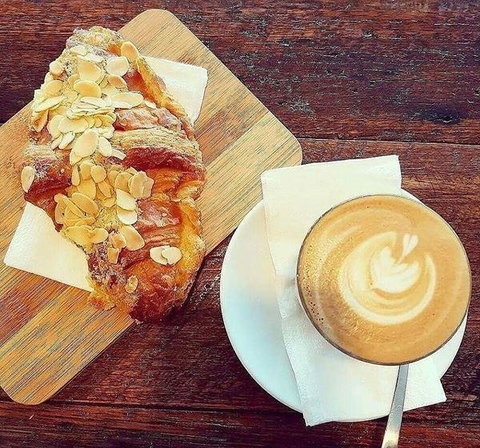 Le P'tit Cafe - Surfers Gold Coast 52
