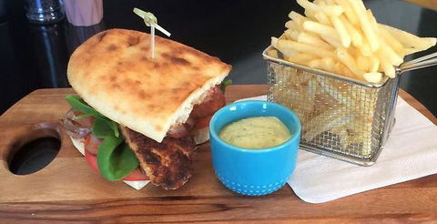 Periwinkles Cafe - Surfers Gold Coast 4