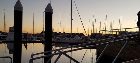 The Port Geographe Bar & Restaurant - Surfers Gold Coast 3