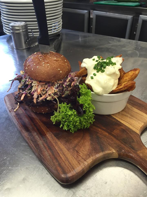 Ivory Tavern - Surfers Gold Coast 0