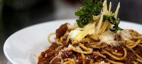 Belluci's Woden - Surfers Gold Coast 3