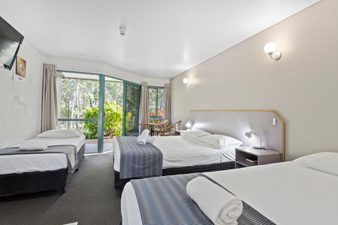 Capricorn Motel & Conference Centre - Surfers Gold Coast 1