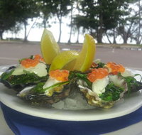 Sandis on Magnetic Island - Surfers Gold Coast