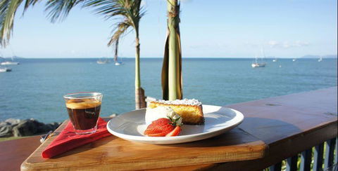Taylors Waterfront Restaurant & Function Centre - Surfers Gold Coast 10