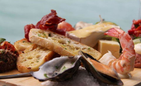 Taylors Waterfront Restaurant & Function Centre - Surfers Gold Coast 14