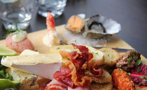 Taylors Waterfront Restaurant & Function Centre - Surfers Gold Coast 16