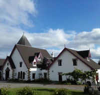 Hatcher's Manor - Surfers Gold Coast