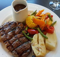 Snug Tavern - Surfers Gold Coast