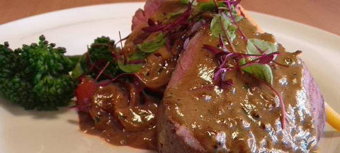 Carindale Hotel Bistro - Surfers Gold Coast 3