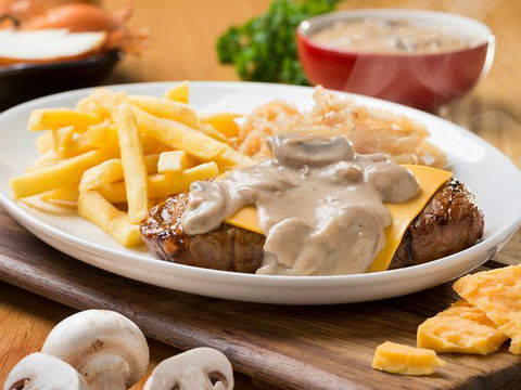 Eagle Falls Spur Steak & Grill - Surfers Gold Coast 0