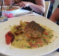 Salle a Manger - Surfers Gold Coast