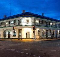 The Mount Gambier Hotel - Surfers Gold Coast