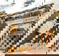 Pretoria Hotel Bistro - Surfers Gold Coast