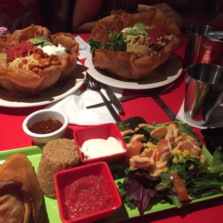 La Quinta Mexican - Surfers Gold Coast 0