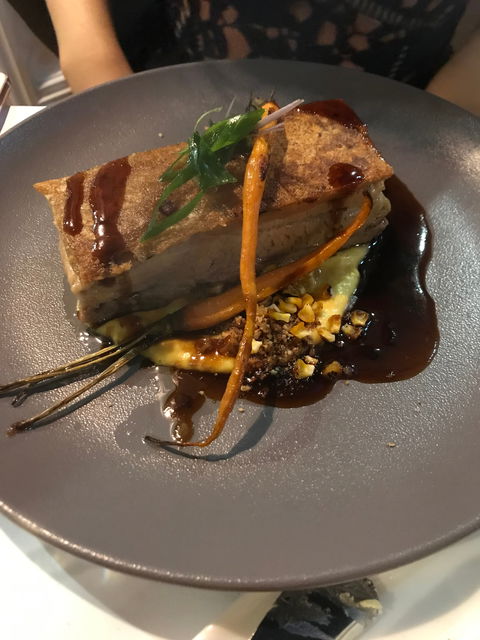 C'est Bon Restaurant Francais - Surfers Gold Coast 2