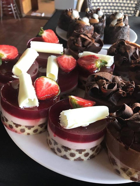 Bellavista Pizza & Pasta - Surfers Gold Coast 2