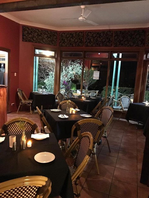 Bellavista Pizza & Pasta - Surfers Gold Coast 6