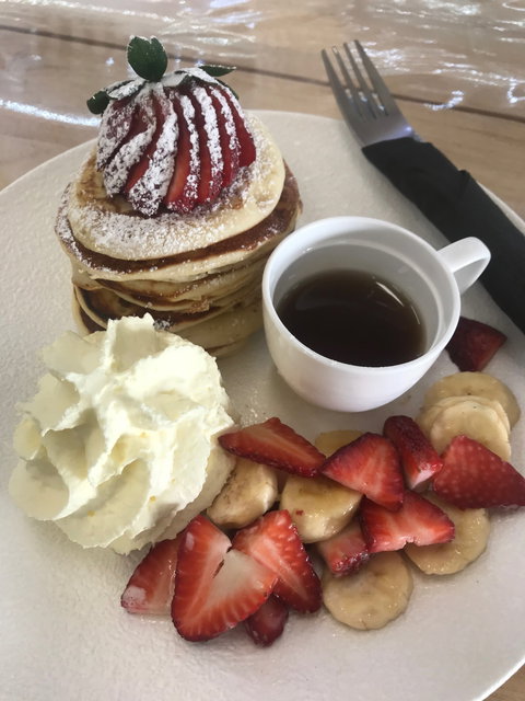 Little Gallery Cafe - Surfers Gold Coast 5