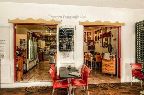 Shali's Cafe - Surfers Gold Coast 0