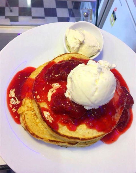 Chillers Cafe - Surfers Gold Coast 6