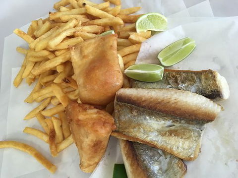 The Flying Mackerel - Surfers Gold Coast 0