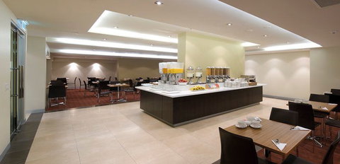 Atlantis Hotel - Surfers Gold Coast 8