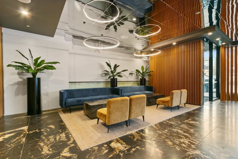 Melbourne City Apartment Hotel - Surfers Gold Coast 1