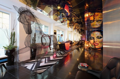 Adelphi Hotel - Surfers Gold Coast 1