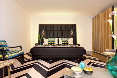 Adelphi Hotel - Surfers Gold Coast 17