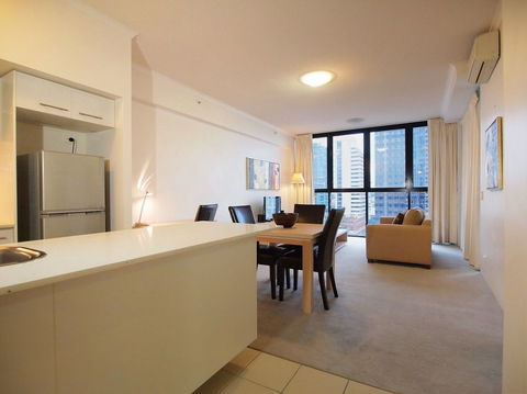 IStay RiverCity - Surfers Gold Coast 2