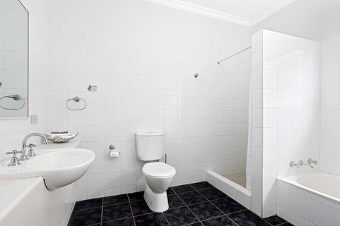 Comfort Inn, The International - Surfers Gold Coast 12