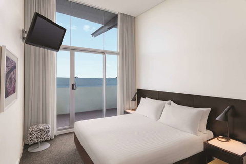Adina Apartment Hotel Perth - Surfers Gold Coast 3