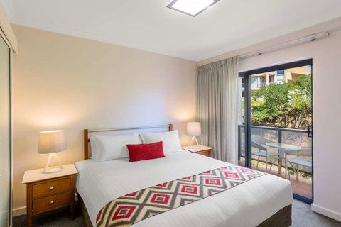 Nesuto Mounts Bay Perth Apartment Hotel - Surfers Gold Coast 3