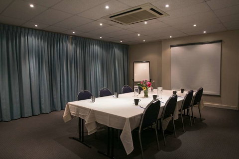 Nesuto Mounts Bay Perth Apartment Hotel - Surfers Gold Coast 8