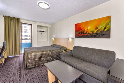 Comfort Inn & Suites Goodearth - Surfers Gold Coast 13