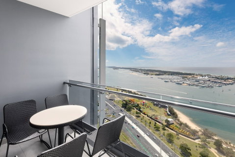 Meriton Suites Southport - Surfers Gold Coast 0