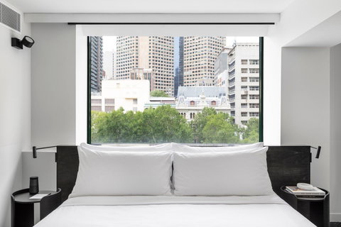 Lancemore Crossley St Melbourne - Surfers Gold Coast 14